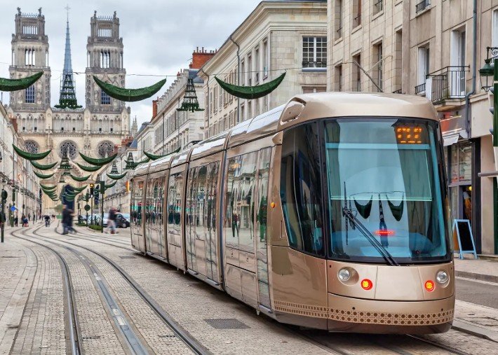 Neighborhood accessibility and public transportation in France