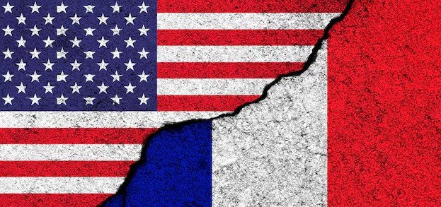 American expats meeting socially in Paris café representing expat community support