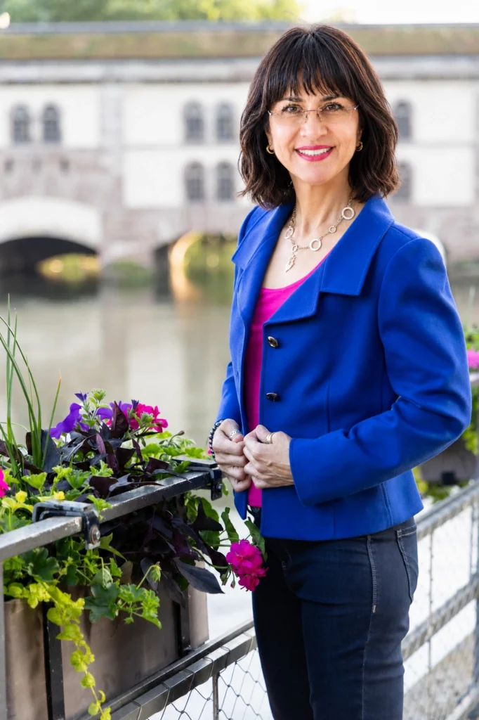 Paris Buyer Agent property expertise in 7th 8th and 16th arrondissements for international buyers