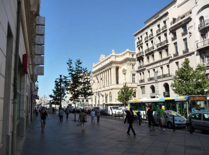 International buyer exploring property opportunities in Marseille, France