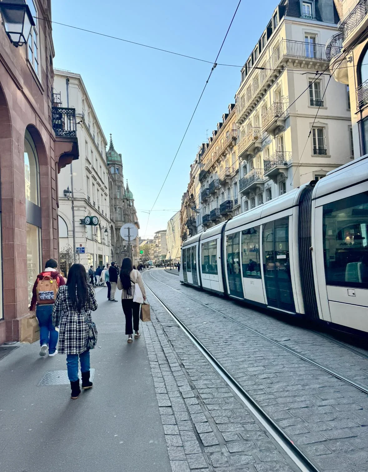 French home and neighborhood scene representing housing and lifestyle in France