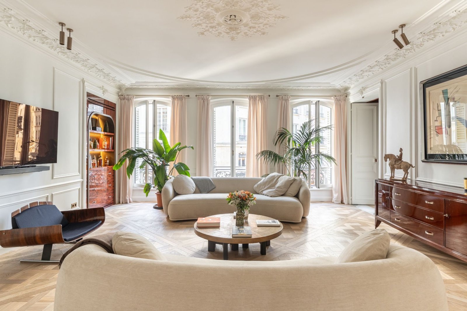 paris-7th-arrondissement-property-market.jpg