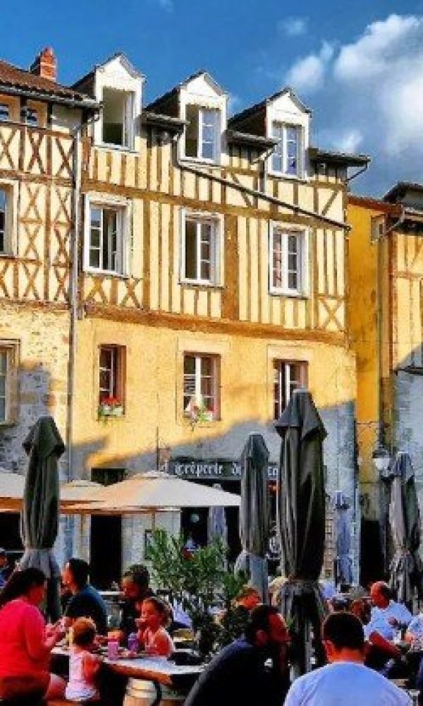 International buyer exploring property opportunities in Mulhouse, France