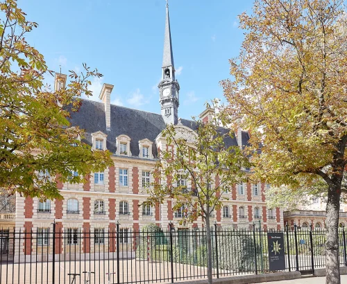 family-residence-neuilly-sur-seine.webp