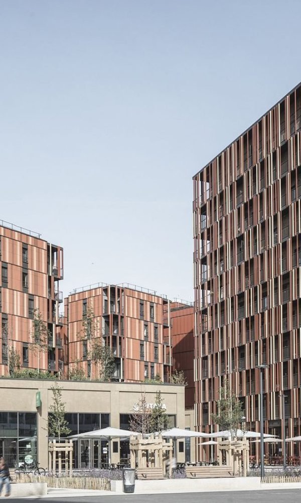 Residential property in Marseille representing local housing prices and buyer value